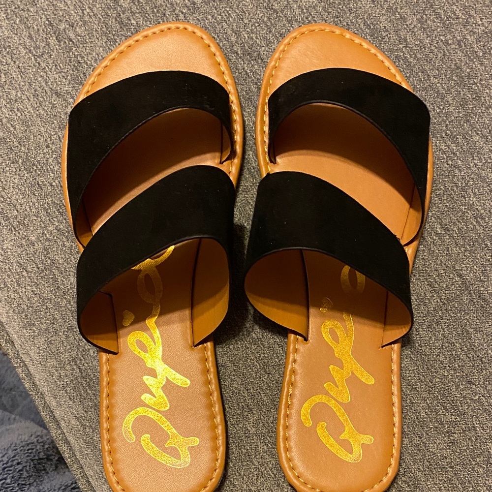 Qupid Black Suede Sandals size 9 - Picture 3 of 3